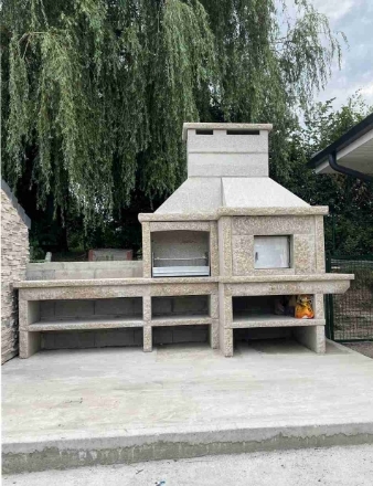 Imagen de Barbacoa Granito Con Horno de Lena GR66F
